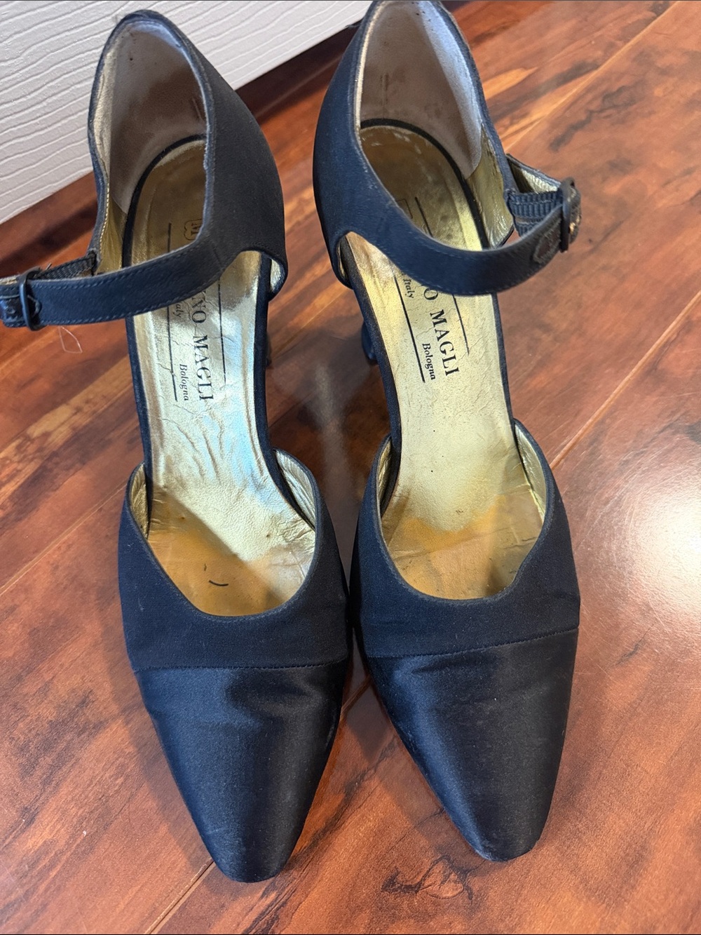 Bruno Magli Black Satin vintage Pointed Toe Mary Jane Pumps